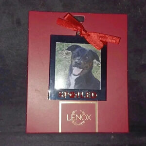 > Lenox picture frame